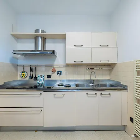 Villa Cornelia , Entire With Private Pool Corneliano d'Alba