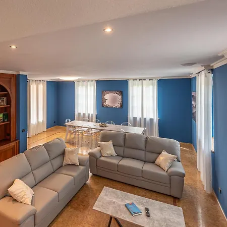 Villa Cornelia , Entire With Private Pool *