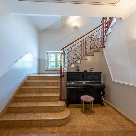 Cornelia , Entire With Private Pool *