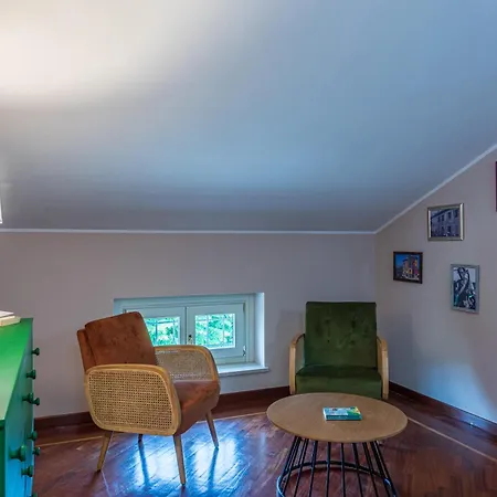 Cornelia , Entire With Private Pool Corneliano d'Alba