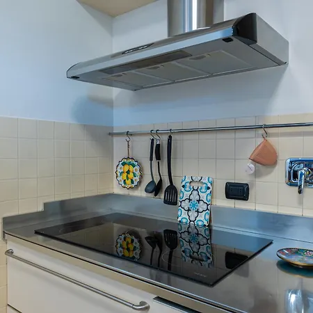 Cornelia , Entire With Private Pool فيلة Corneliano d'Alba