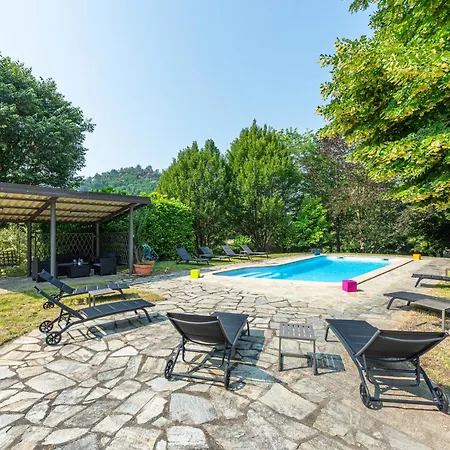 Cornelia , Entire With Private Pool فيلة *