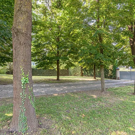 Cornelia , Entire With Private Pool Villa