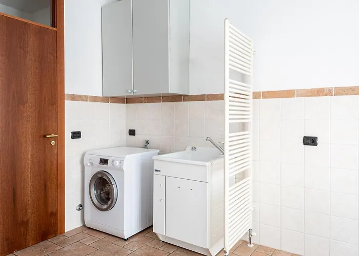 Cornelia , Entire With Private Pool ヴィラ Corneliano d'Alba