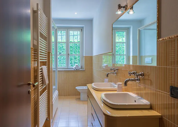 ヴィラ Cornelia , Entire With Private Pool Corneliano d'Alba